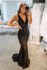 Elegant Glitter Rhinestone Mermaid Black V Neck Lace Long Prom Dress DM1936